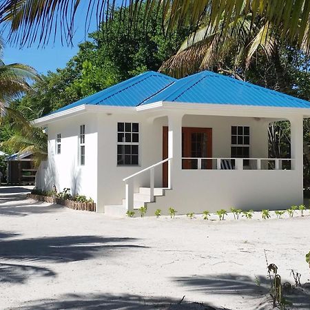 Cocotal Inn And Cabanas San Pedro  Exteriör bild
