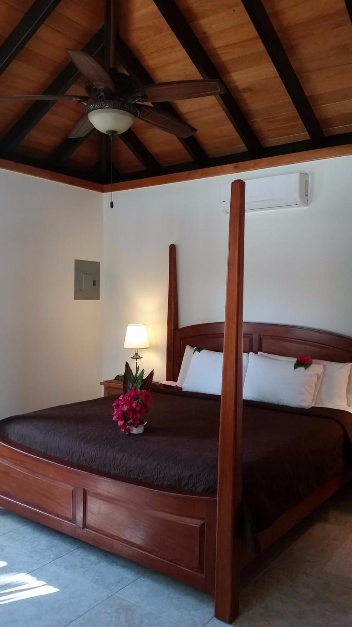 Cocotal Inn And Cabanas San Pedro  Rum bild